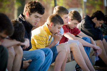 estudantes_oram.jpg